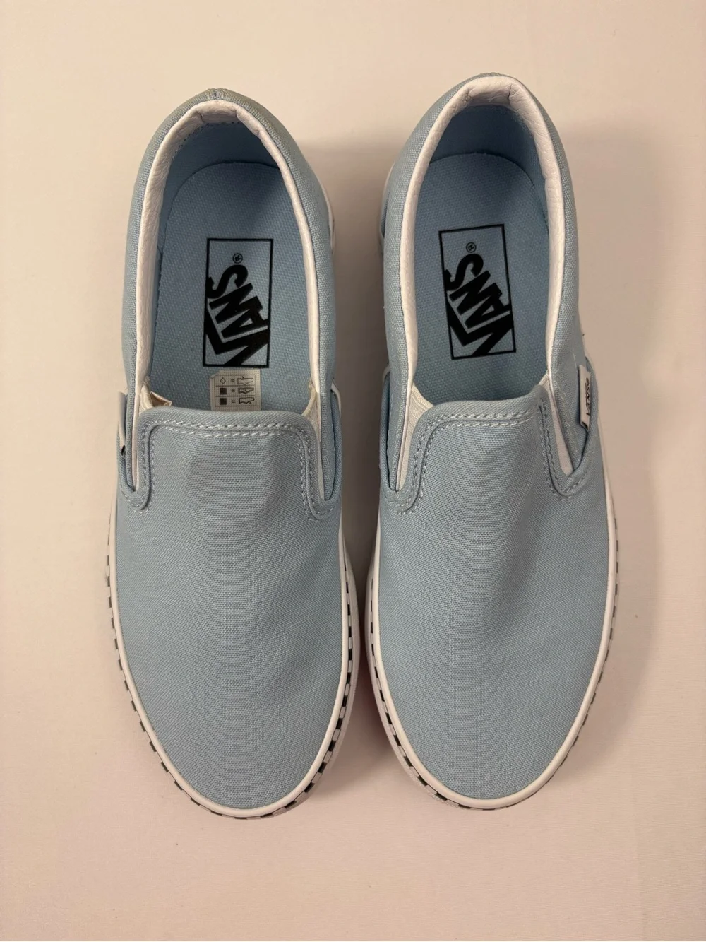 NIB Vans Classic Slip-On Shoes with Light Blue Upper. Size: 4.5(M) 6.0(W)